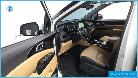 KIA CARNIVAL 7-SEATER SIGNATURE