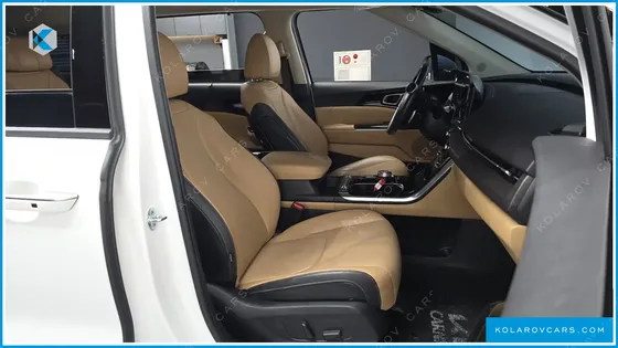 KIA CARNIVAL 7-SEATER SIGNATURE