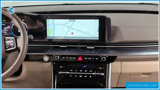 KIA CARNIVAL GASOLINE 9-SEATER HI-LIMOUSINE