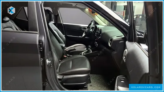 HYUNDAI VENUE 1.6 MODERN