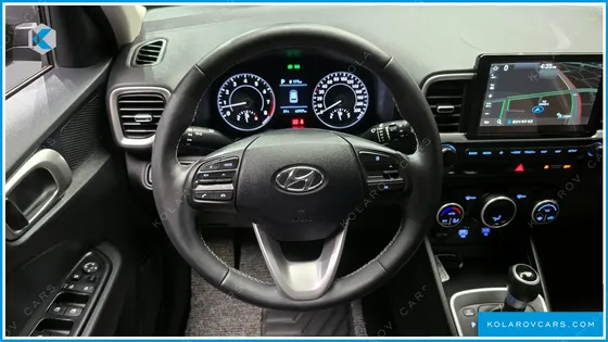 HYUNDAI VENUE 1.6 MODERN