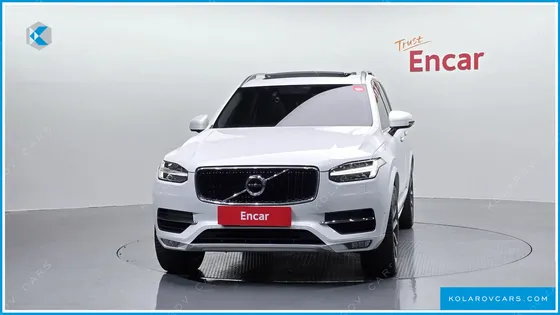 VOLVO XC90 D5 MOMENTUM