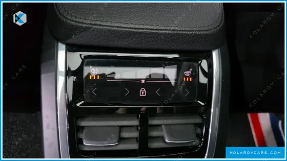 VOLVO XC90 D5 MOMENTUM