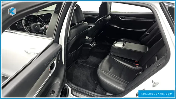 HYUNDAI GRANDEUR 3.0 LPI RENT CAR