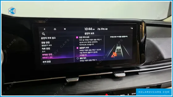 KIA CARNIVAL 9-SEATER PRESTIGE