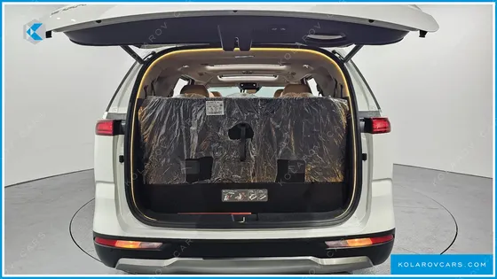 KIA CARNIVAL GASOLINE 9-SEATER SIGNATURE