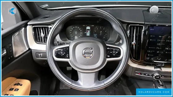 VOLVO XC60 T6 INSCRIPTION