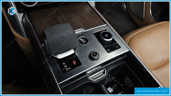 LAND ROVER RANGE ROVER P530 AUTOBIOGRAPHY