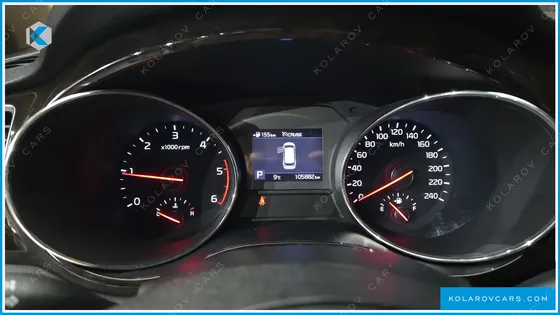 KIA CARNIVAL 9-SEATER NOBLESSE