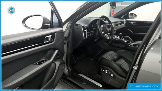 PORSCHE CAYENNE 3.0 COUPE