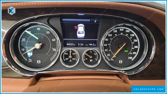 BENTLEY FLYING SPUR 4.0