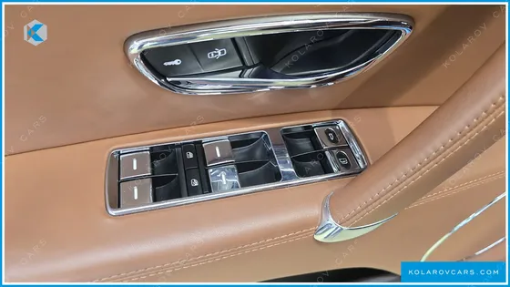 BENTLEY FLYING SPUR 4.0