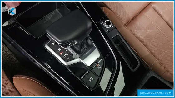 AUDI A4 40 TFSI PREMIUM