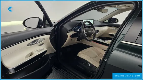 GENESIS GV70 2.5T GASOLINE 2WD