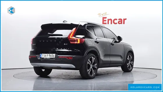 VOLVO XC40 B4 INSCRIPTION