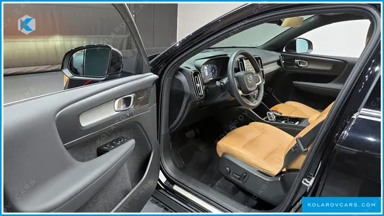 VOLVO XC40 B4 INSCRIPTION