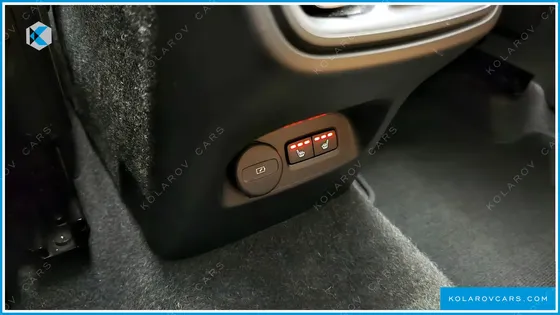 VOLVO XC40 B4 INSCRIPTION
