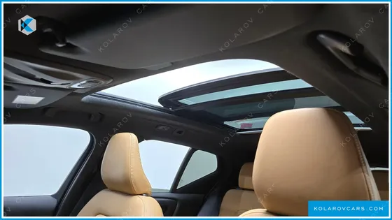VOLVO XC40 B4 INSCRIPTION