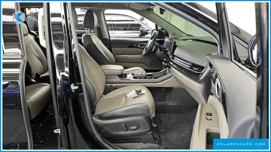 KIA CARNIVAL 9-SEATER SIGNATURE