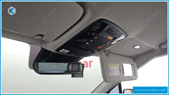 KIA CARNIVAL 7-SEATER NOBLESSE