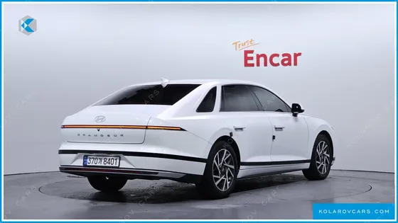 HYUNDAI GRANDEUR 2,5 GASOLINE 2WD