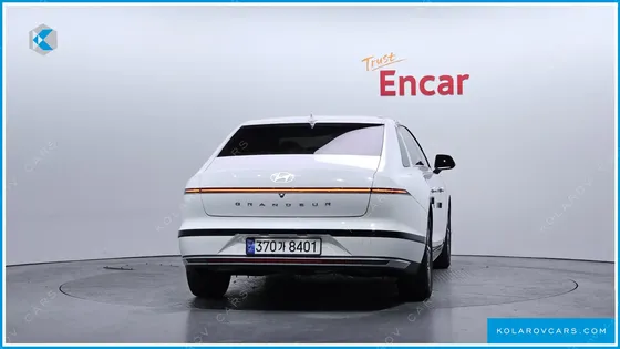 HYUNDAI GRANDEUR 2,5 GASOLINE 2WD