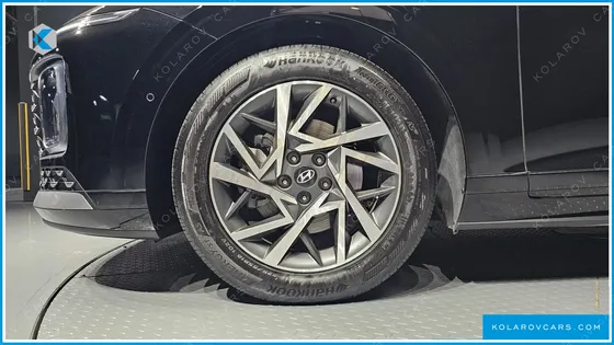 HYUNDAI GRANDEUR 2,5 GASOLINE 2WD