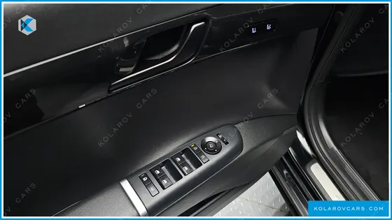 HYUNDAI GRANDEUR 2,5 GASOLINE 2WD
