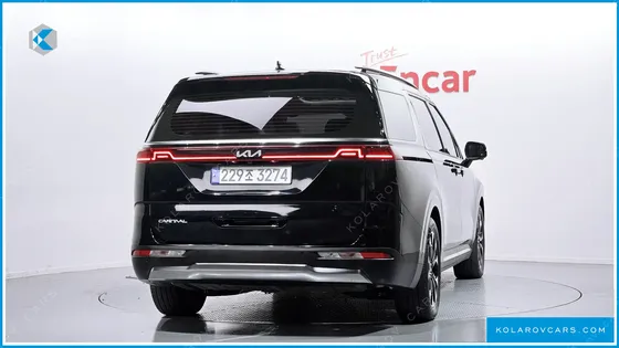 KIA CARNIVAL 9-SEATER SIGNATURE