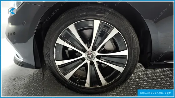 MERCEDES E-CLASS E300E 4MATIC EXCLUSIVE