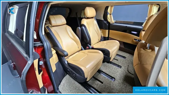 KIA CARNIVAL 7-SEATER SIGNATURE