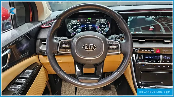 KIA CARNIVAL 7-SEATER SIGNATURE