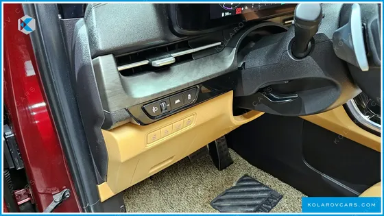 KIA CARNIVAL 7-SEATER SIGNATURE