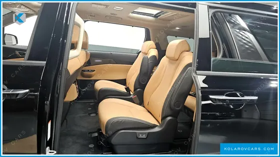KIA CARNIVAL 9-SEATER SIGNATURE