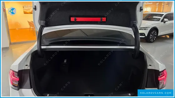 VOLVO S90 B5 ULTRA BRIGHT