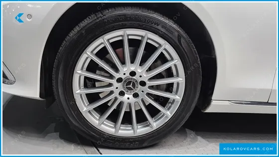 MERCEDES E-CLASS E220D 4MATIC EXCLUSIVE