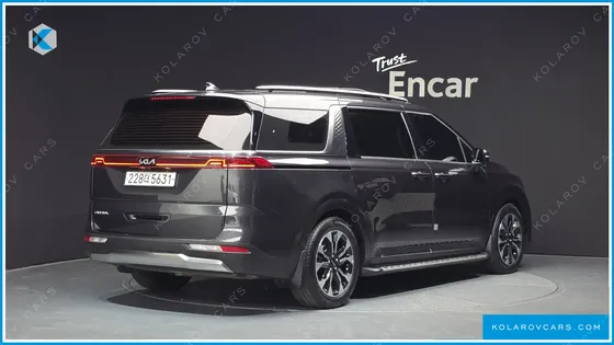 KIA CARNIVAL GASOLINE 9-SEATER SIGNATURE