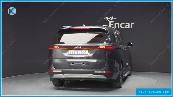 KIA CARNIVAL GASOLINE 9-SEATER SIGNATURE