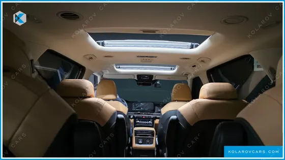 KIA CARNIVAL GASOLINE 9-SEATER SIGNATURE