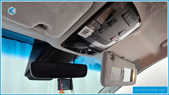 HYUNDAI STARIA 4WD LOUNGE 7-SEATER