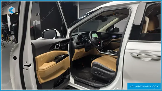 KIA CARNIVAL 9-SEATER SIGNATURE