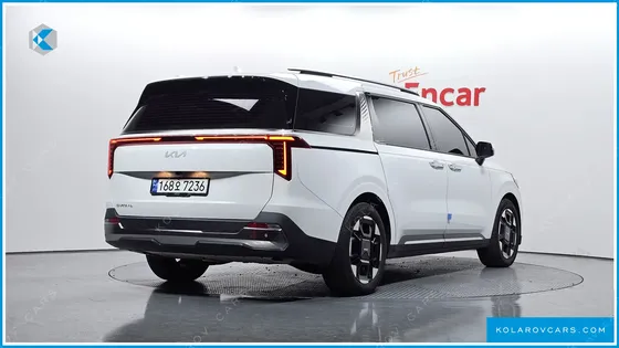 KIA CARNIVAL GASOLINE 7-SEATER NOBLESSE