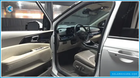 KIA CARNIVAL HEV 9-SEATER HI-LIMOUSINE