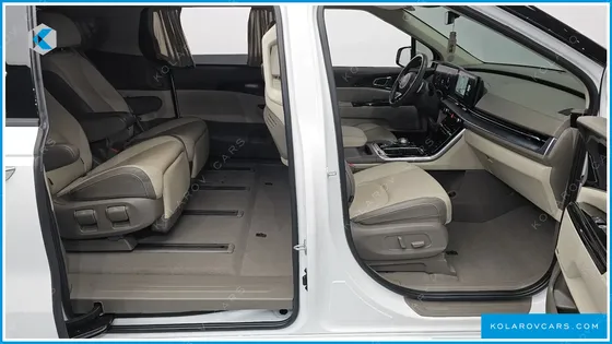 KIA CARNIVAL GASOLINE 7-SEATER HI-LIMOUSINE