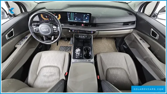 KIA CARNIVAL 9-SEATER PRESTIGE