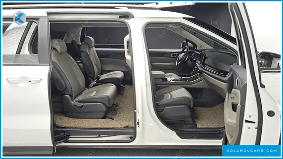 KIA CARNIVAL 9-SEATER PRESTIGE