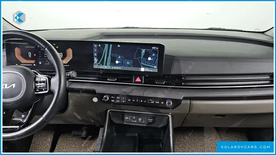 KIA CARNIVAL 9-SEATER PRESTIGE