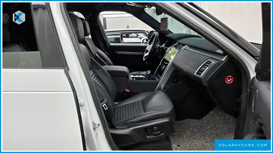 LAND ROVER DISCOVERY P360 R-DYNAMIC SE