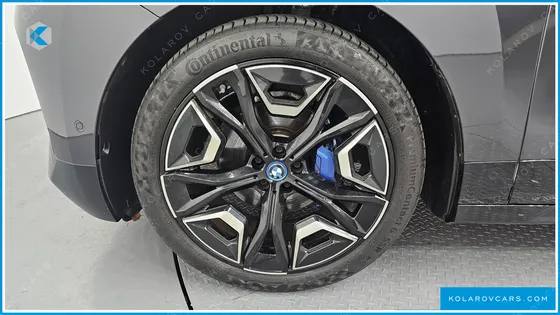 BMW IX XDRIVE40 FIRST EDITION