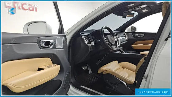 VOLVO XC60 D5 INSCRIPTION